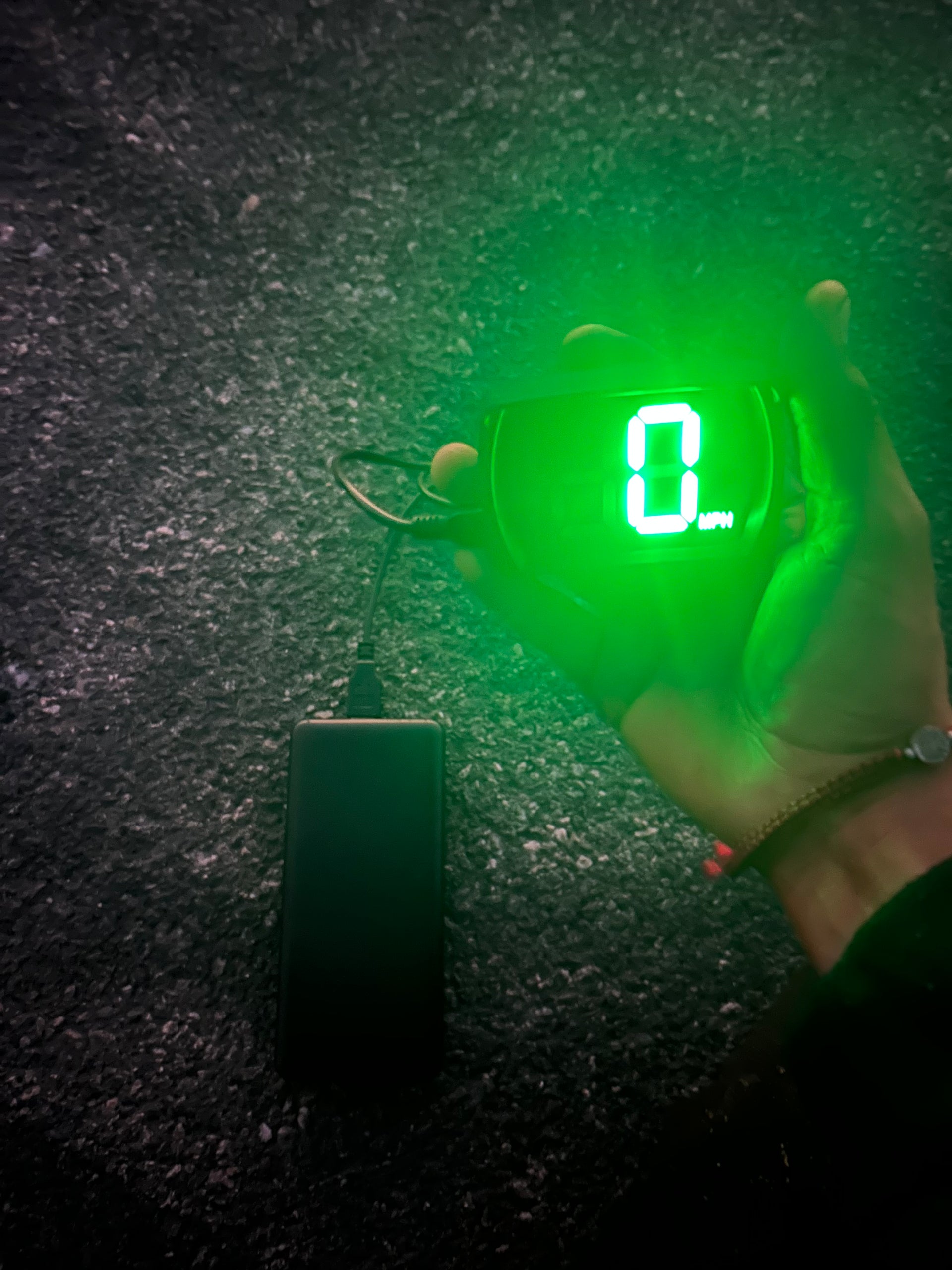 USB SPEEDOMETER/HUD USB SPEEDOMETER/HUD